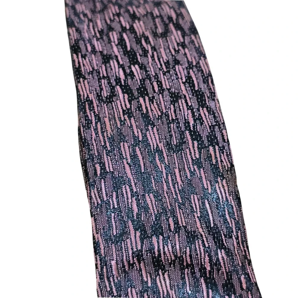 VTG Expressions Mens Pink Black Abstract Textured‎ Weave 80s Skinny Necktie